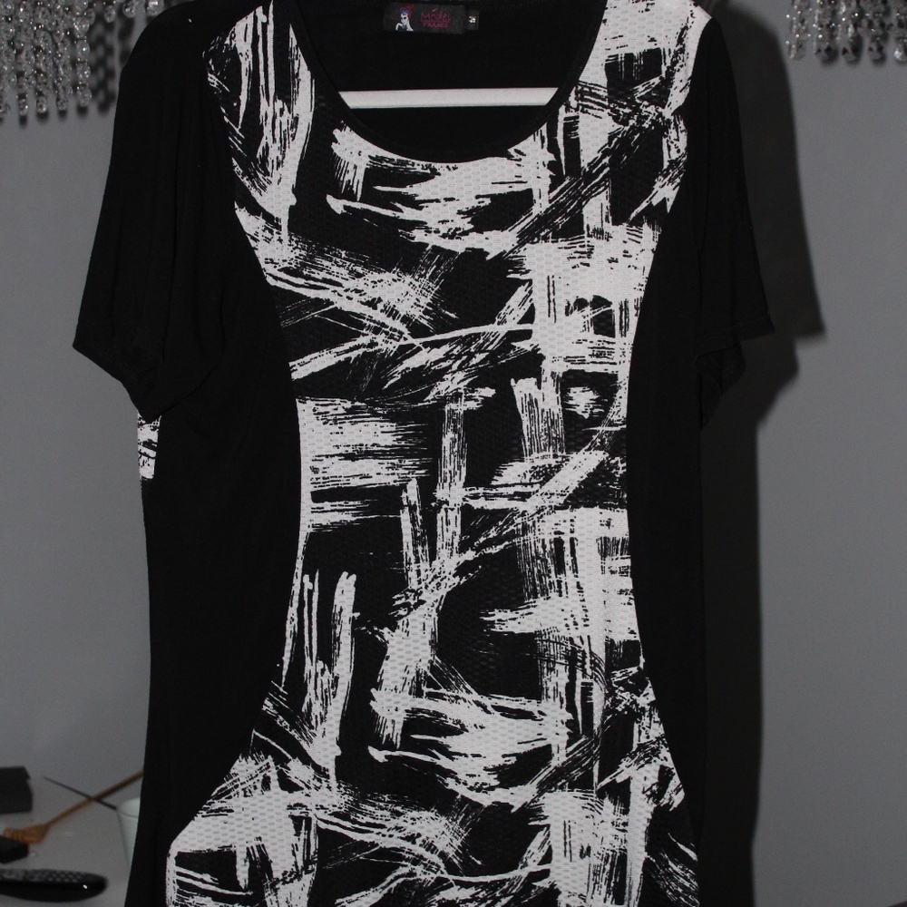 MODEL FRANCE DRESS